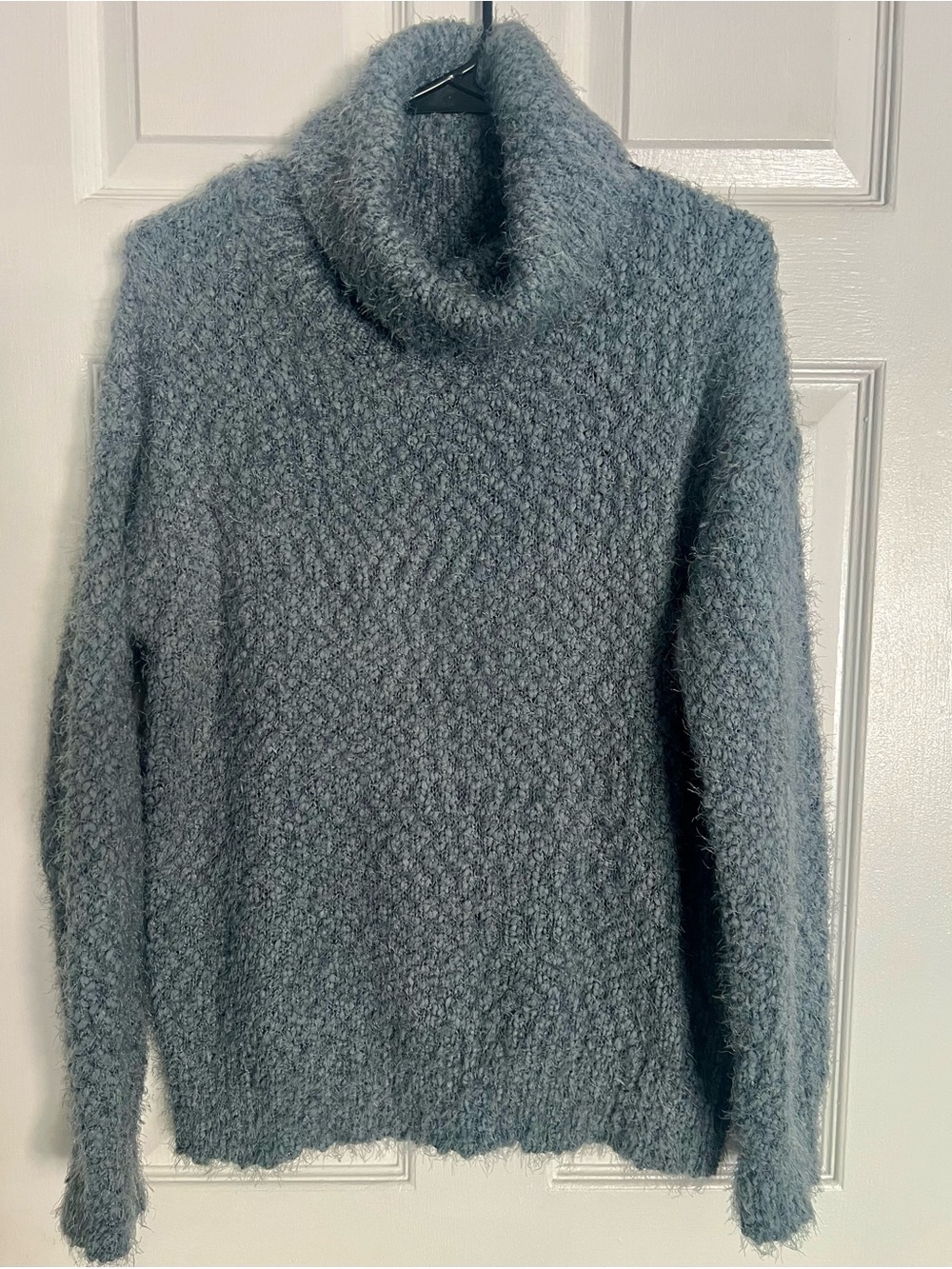 Love Tree sweater grey women's turtleneck fuzzy long sleeve large